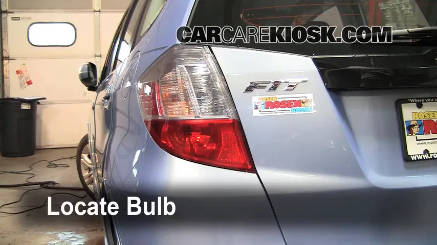 2010 Honda Fit Sport 1.5L 4 Cyl. Lights